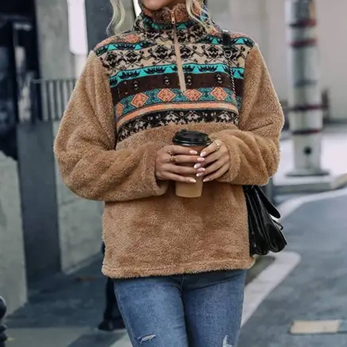 HALF ZIP UP AZTEC FLEECE PULLOVER