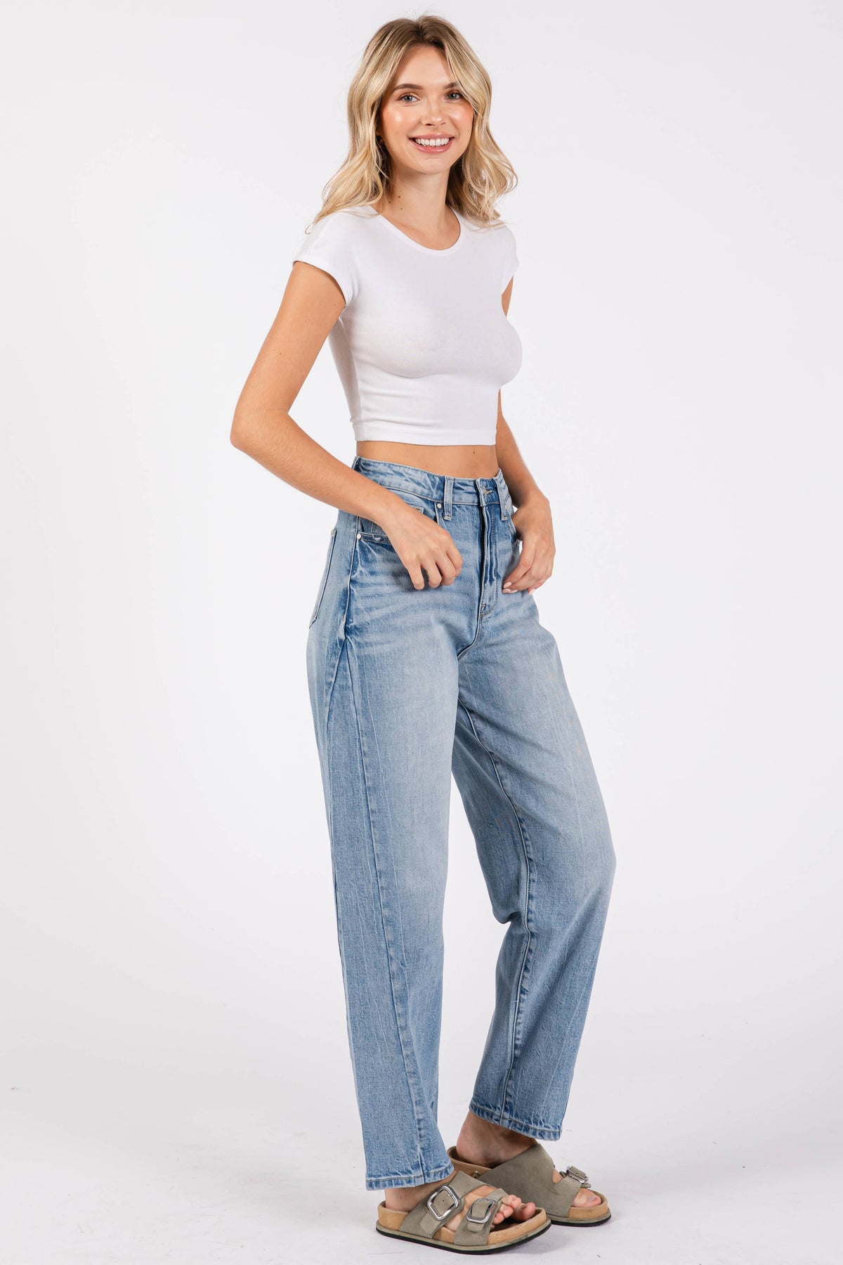 SIDE SEAM DETAILING HIGH RISE COMFORT BARREL JEANS
