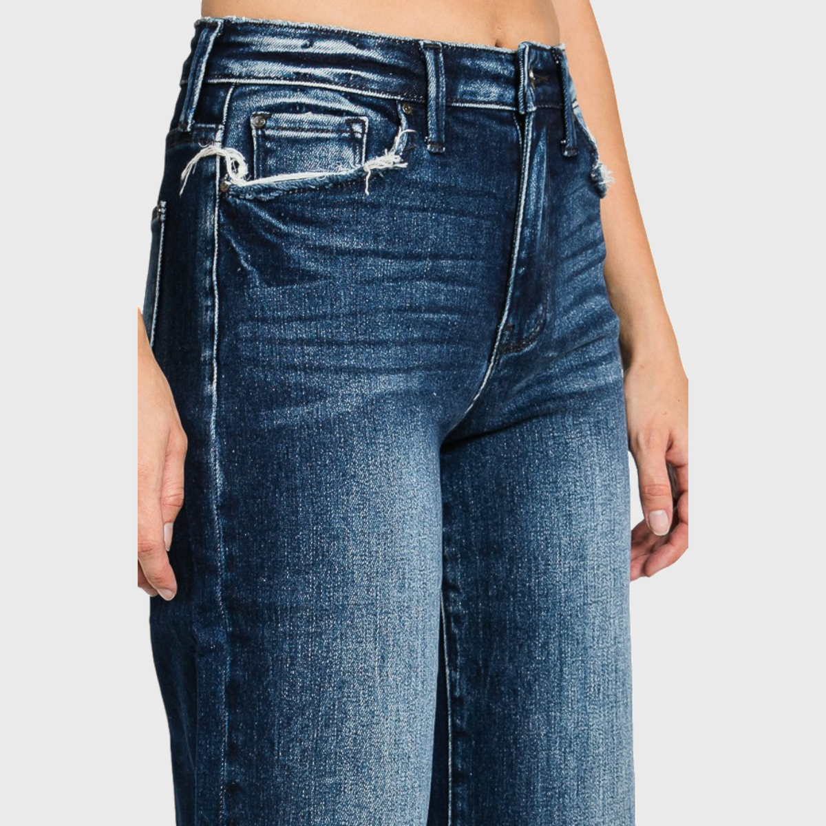 SUPER HIGH RISE STRETCH CLASSIC STRAIGHT JEANS
